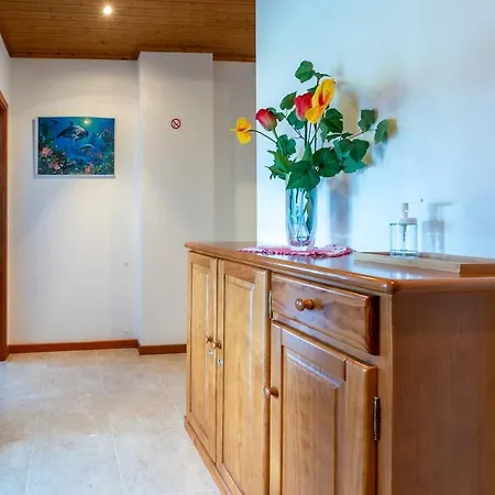 Apartment Waves & Wonders *