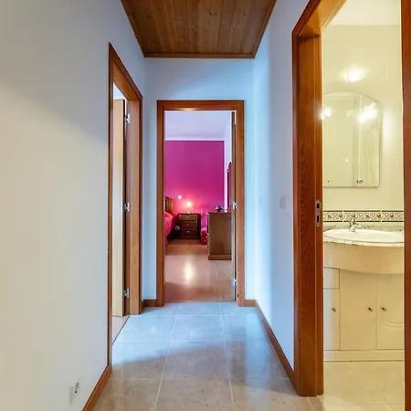 Apartment Waves & Wonders